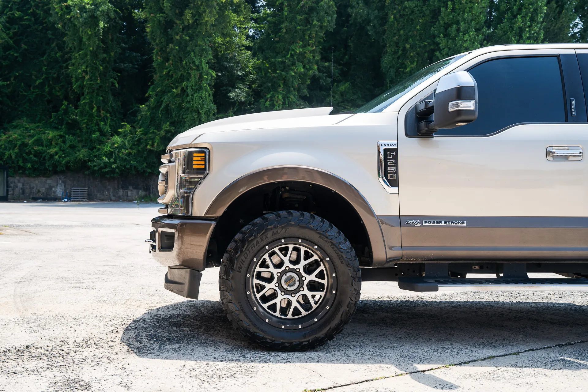 Used 2017 Ford F250 Lariat w/ Chrome Package AWD/4WD image 3