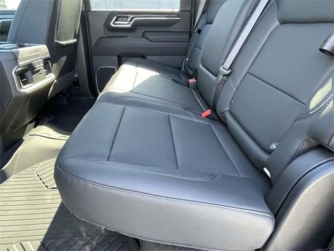 New 2026 Chevrolet Silverado 2500 LTZ w/ LTZ Premium Package image 10