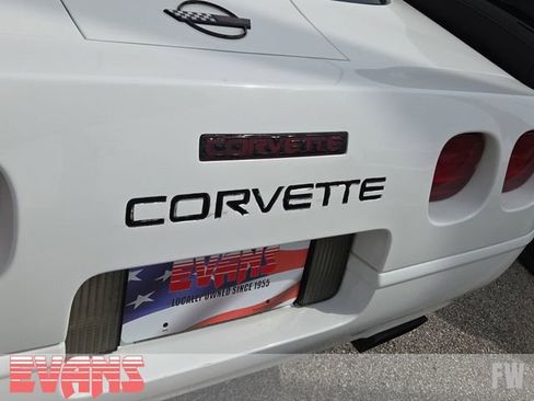 Used 1994 Chevrolet Corvette Coupe RWD image 19
