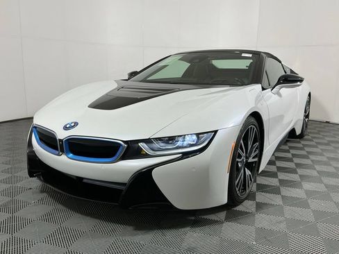 Used 2019 BMW i8 Roadster AWD/4WD image 2