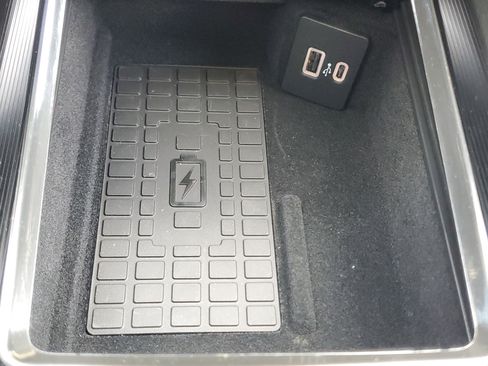 New 2026 Lincoln Corsair Premiere image 23