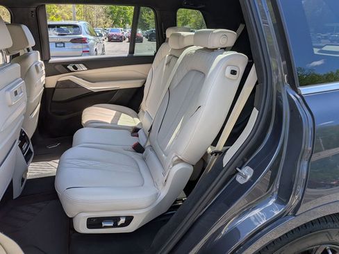 Used 2021 BMW X7 xDrive40i w/ Premium Package AWD/4WD image 20