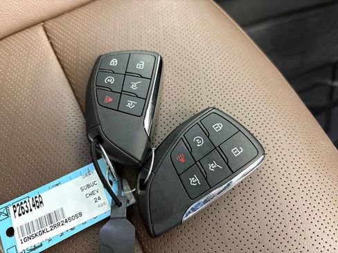 Used 2024 Chevrolet Suburban High Country w/ Premium Package image 53