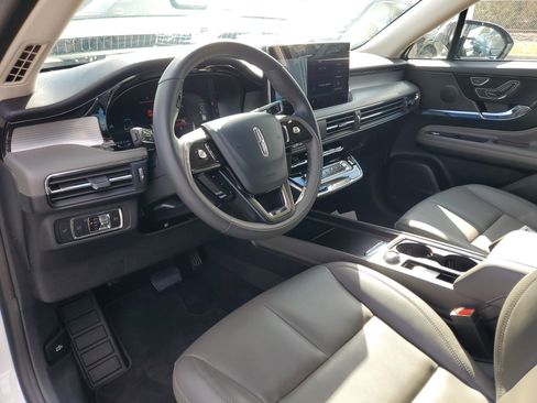 Certified 2024 Lincoln Corsair Premiere image 16