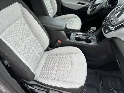 Certified 2024 Chevrolet Equinox LS w/ LS Convenience Package FWD image 27