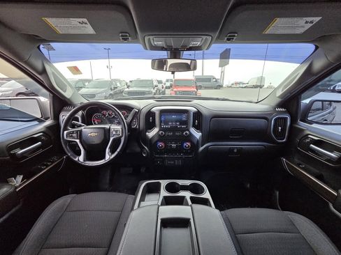 Used 2021 Chevrolet Silverado 1500 LT image 25