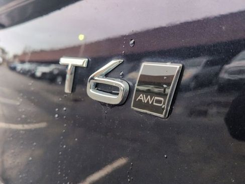 Used 2019 Volvo XC90 T6 Momentum w/ Advanced Package image 28