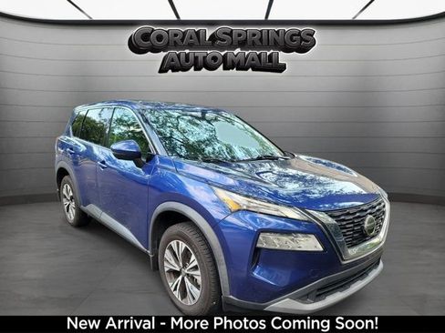 Used 2021 Nissan Rogue SV FWD image 1