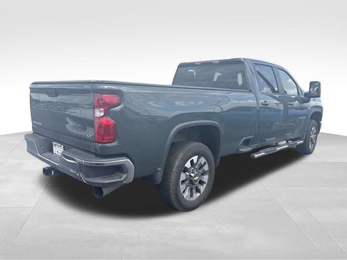 Used 2025 Chevrolet Silverado 2500 LT AWD/4WD image 3