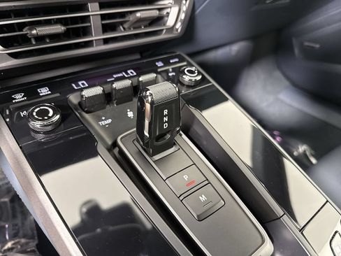 Certified 2024 Porsche 911 Carrera 4S AWD/4WD image 30