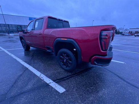 Used 2024 GMC Sierra 2500 AT4 w/ AT4 Premium Plus Package image 6