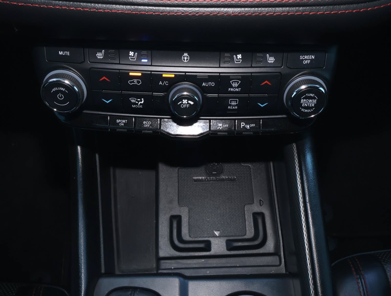 Used 2023 Dodge Durango R/T AWD/4WD image 27