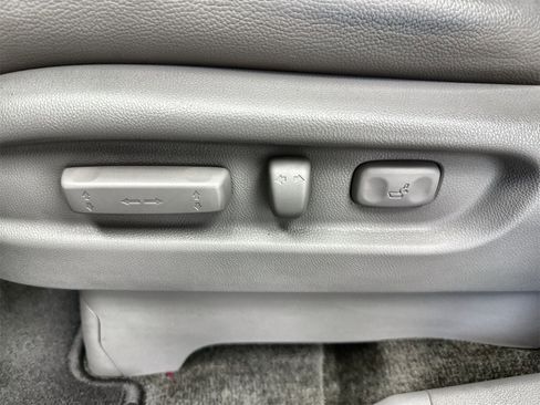 Used 2017 Honda Odyssey EX-L image 17