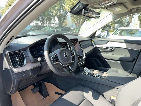 New 2026 Volvo XC90 T8 Plus image 11