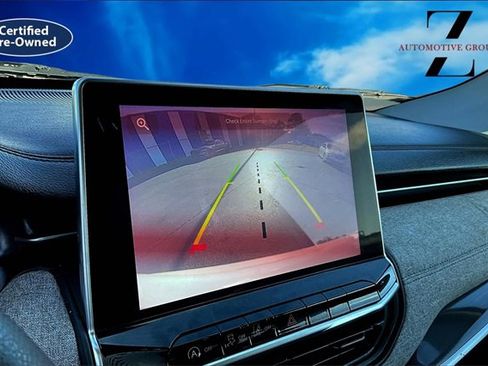 Used 2022 Jeep Compass Latitude image 19