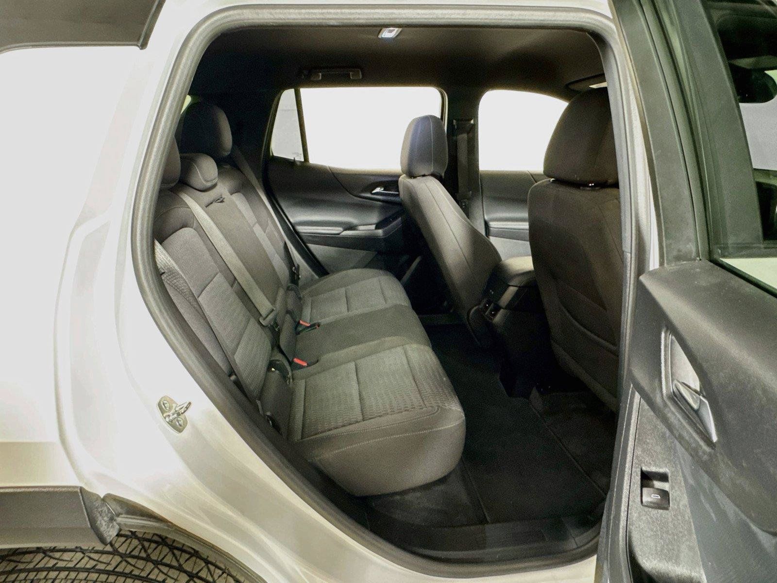 Certified 2025 Chevrolet Equinox LT FWD image 25