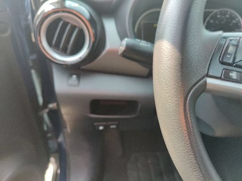 Used 2019 Nissan Kicks SV FWD image 23
