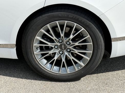 Used 2024 Genesis G80 2.5T image 11