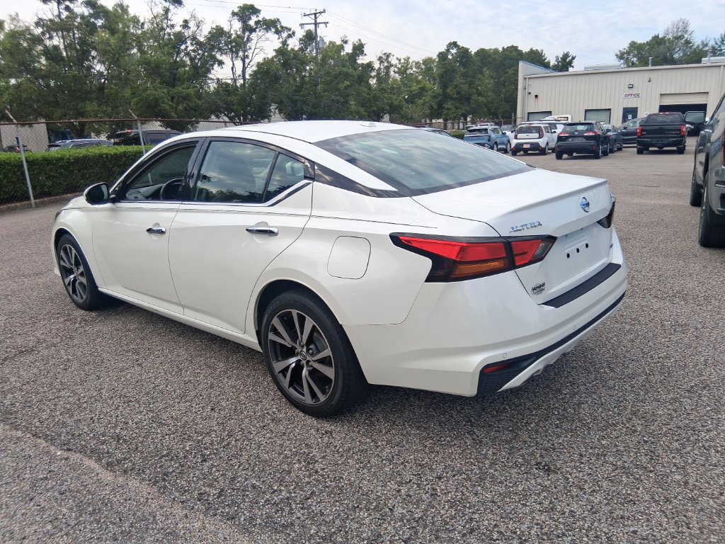Used 2019 Nissan Altima 2.5 Platinum AWD/4WD image 7