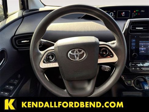 Used 2016 Toyota Prius Two image 12