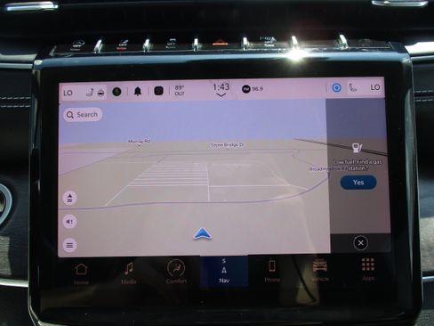 Used 2022 Jeep Grand Cherokee L Limited image 25