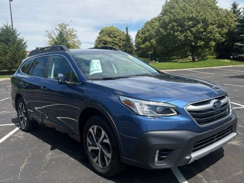 Used 2022 Subaru Outback Limited XT AWD/4WD image 4