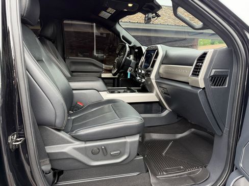 Used 2022 Ford F250 Lariat w/ Chrome Package AWD/4WD image 12