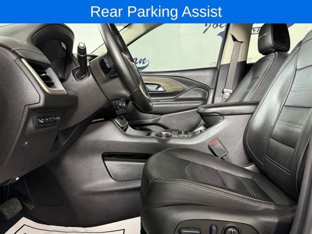 Used 2023 GMC Terrain Denali w/ Denali Premium Package AWD/4WD image 11