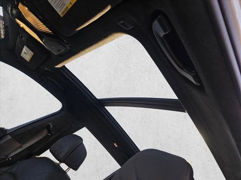 Certified 2025 BMW X7 xDrive40i w/ M Sport Package image 15