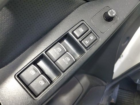 Used 2018 Subaru Forester 2.5i Premium w/ Popular Package #2 image 14