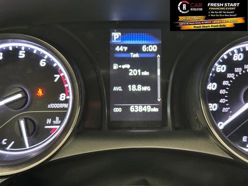 Used 2021 Toyota Camry SE FWD image 29