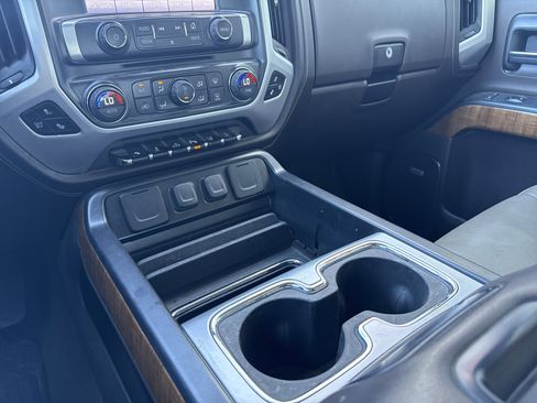 Used 2014 GMC Sierra 1500 SLT w/ SLT Crew Cab Value Package image 21