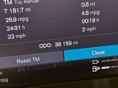 Used 2024 Volvo XC90 T8 Plus w/ Protection Package Premier image 19