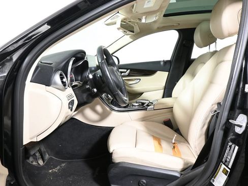 Certified 2018 Mercedes-Benz C 300 4MATIC Sedan image 3