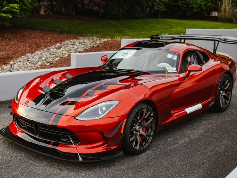 Used 2017 Dodge Viper GTC w/ ACR Package RWD image 8