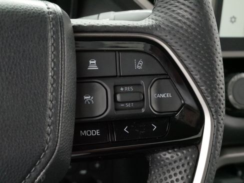 Used 2024 Toyota Tundra Limited w/ Power Package AWD/4WD image 26