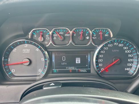 Used 2019 Chevrolet Tahoe LT image 9