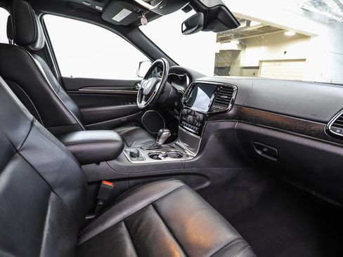 Used 2020 Jeep Grand Cherokee High Altitude image 30