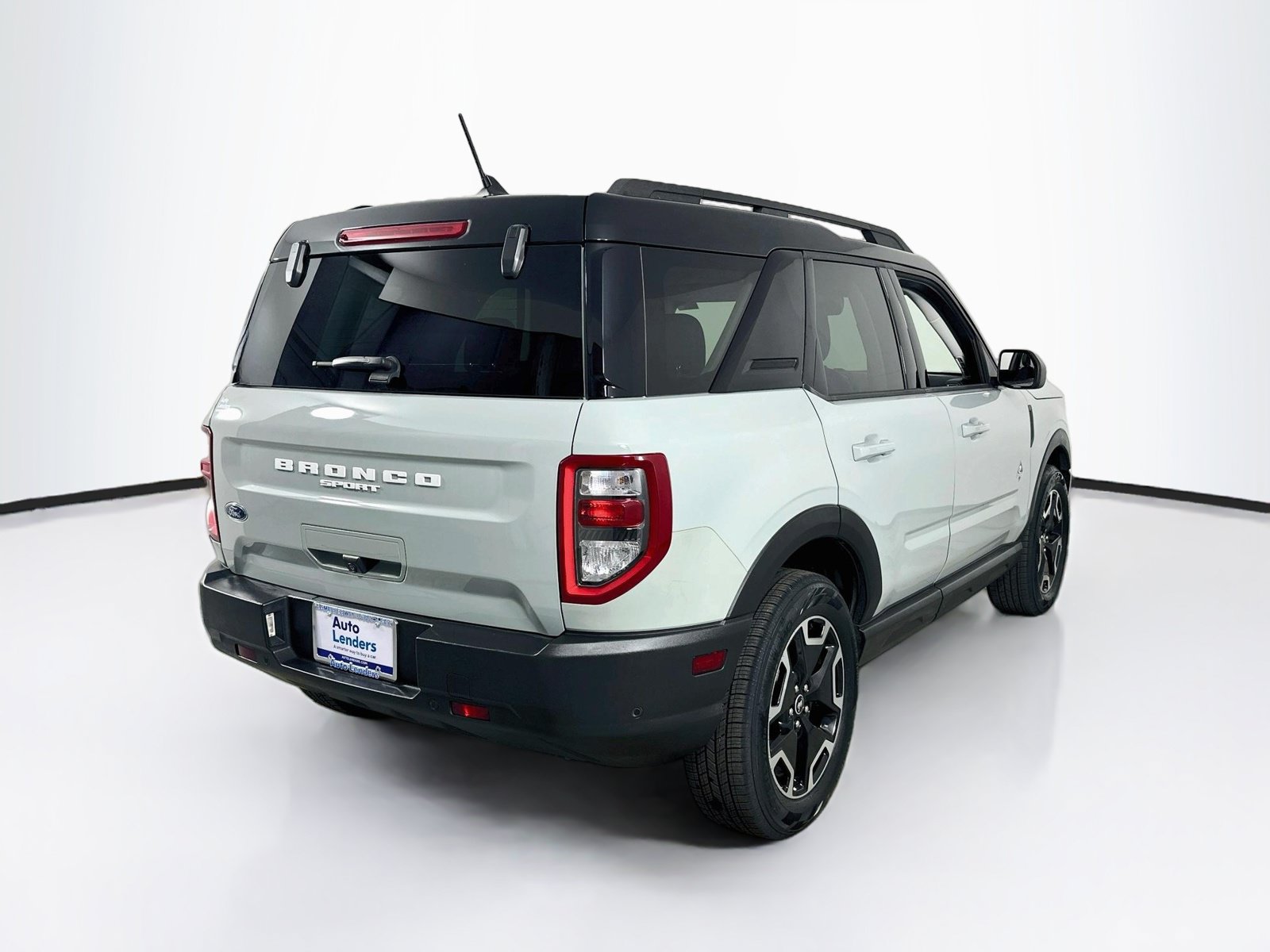 Used 2021 Ford Bronco Sport Outer Banks w/ Outer Banks Package (96D) AWD/4WD image 5