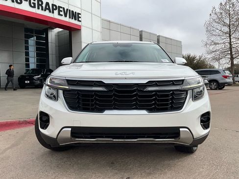 Used 2025 Kia Seltos S image 3