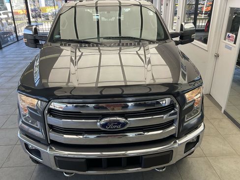 Used 2017 Ford F150 Lariat AWD/4WD image 3