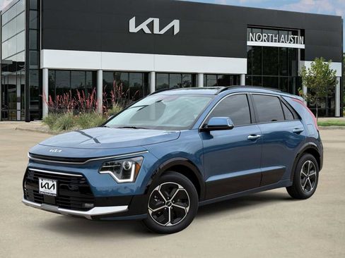 Certified 2026 Kia Niro FWD image 1