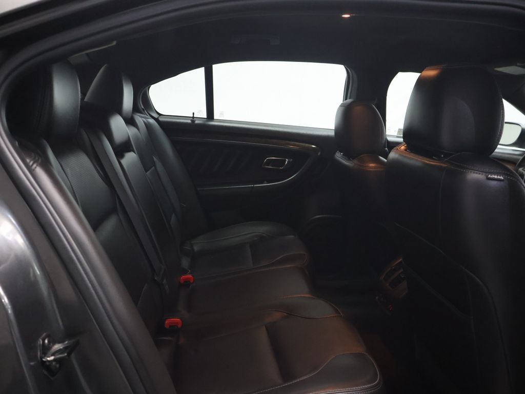 Used 2019 Ford Taurus Limited FWD image 12