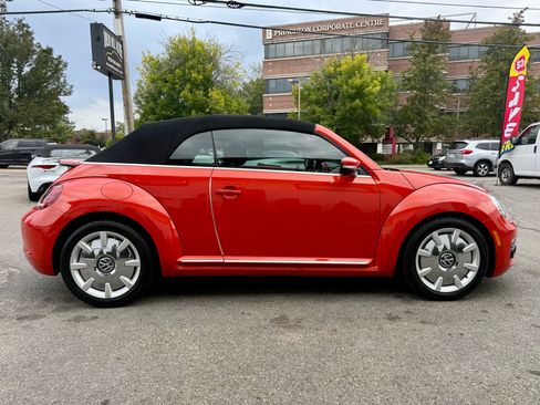 Used 2018 Volkswagen Beetle 2.0T SE image 9