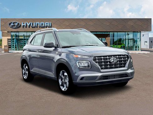 New 2026 Hyundai Venue SEL FWD image 11