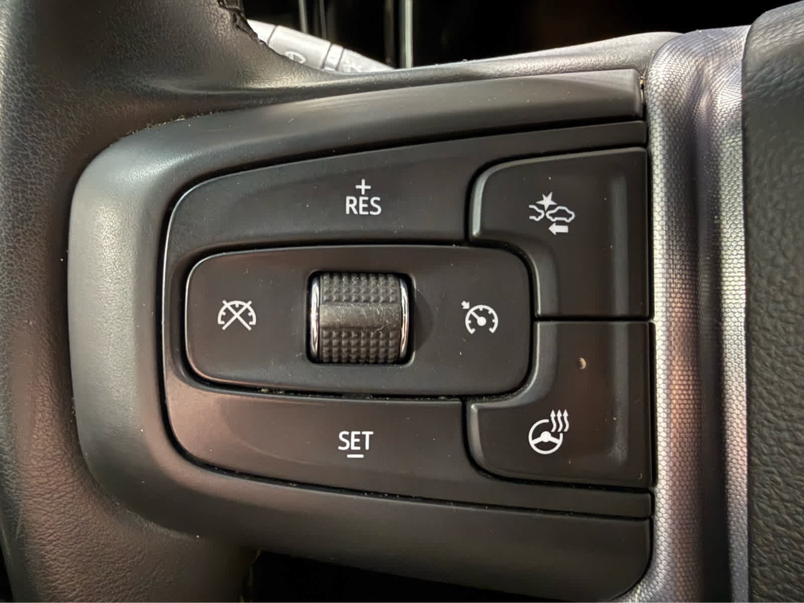 Used 2024 GMC Sierra 1500 SLT AWD/4WD image 19