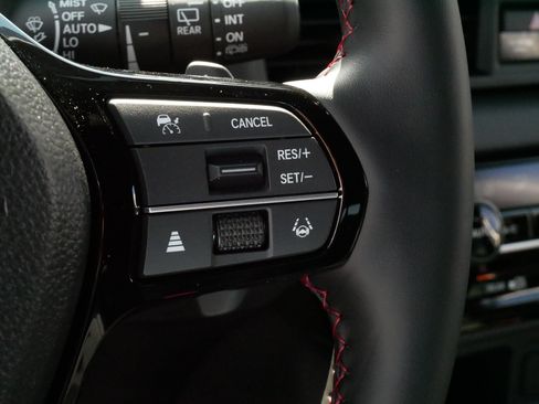Certified 2026 Honda Pilot Black Edition image 26
