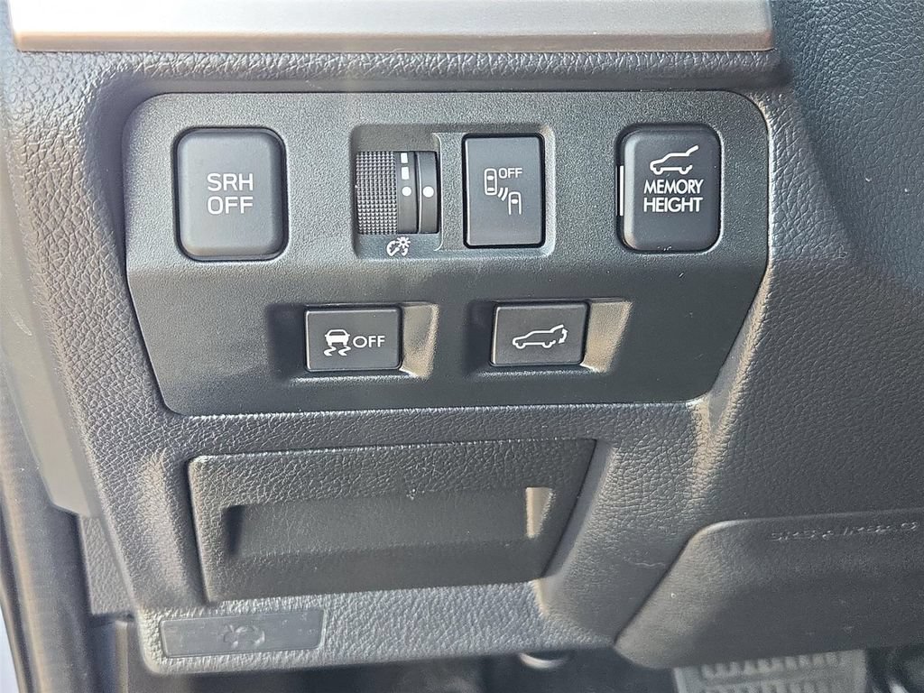 Used 2017 Subaru Forester 2.0XT Touring AWD/4WD image 10