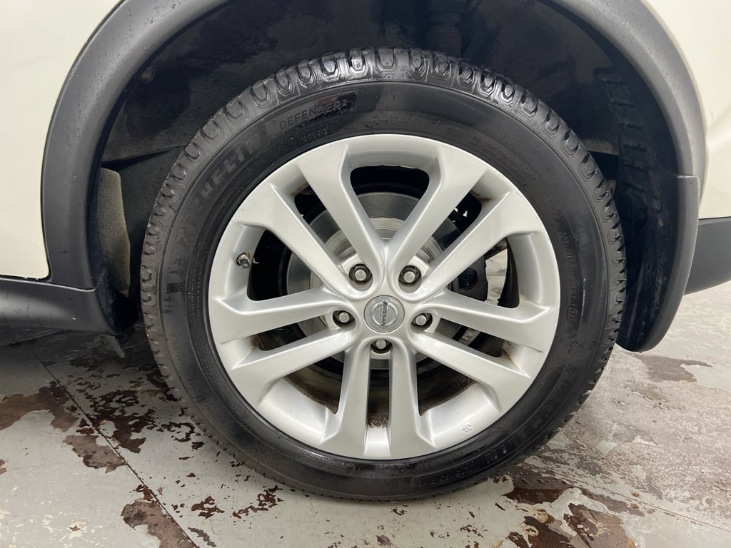 Used 2015 Nissan Juke S AWD/4WD image 26
