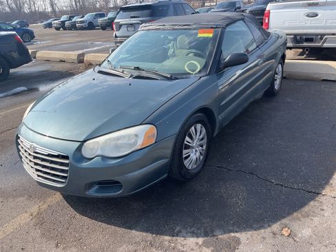 Used 2006 Chrysler Sebring Limited image 2